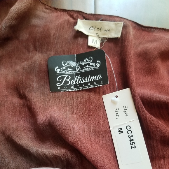 NWT Boutique Shawl - Picture 4 of 4